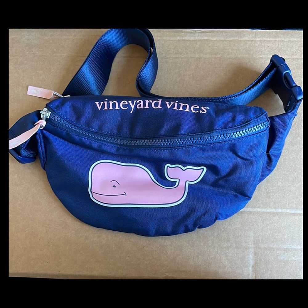 Vineyard Vines for Target Navy Pink Whale Adjustable Waist Fanny Pack Pockets